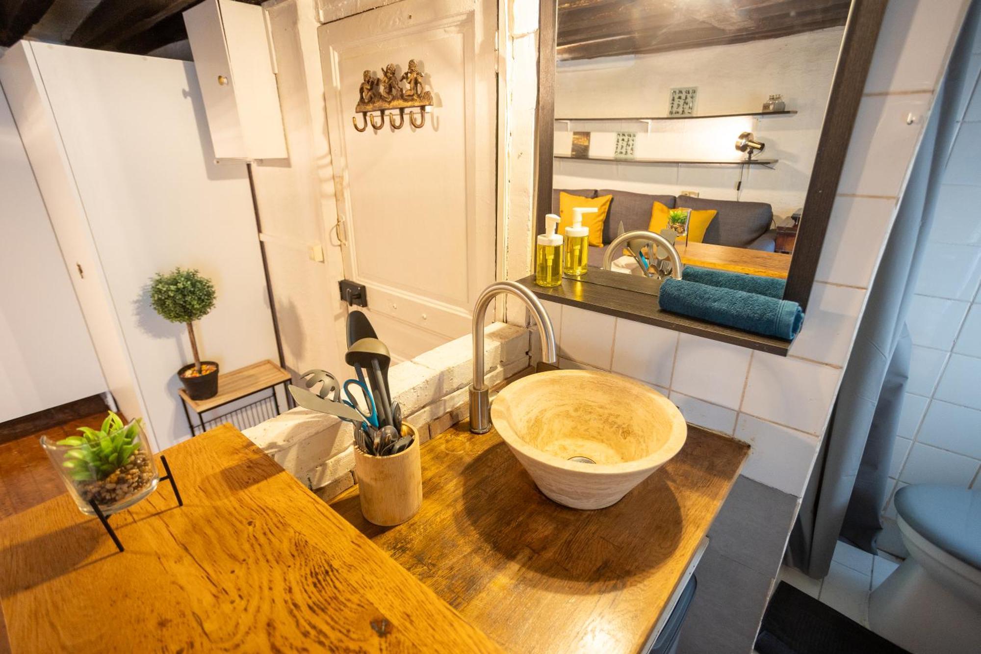 Studio Cosy Romantique En Plein Coeur De Paris Daire Dış mekan fotoğraf